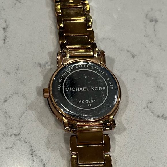 Michael Kors watch - Picture 7 of 7